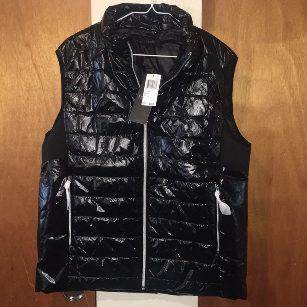 ♣️NWT Truth by Republic Men’s Black Vest